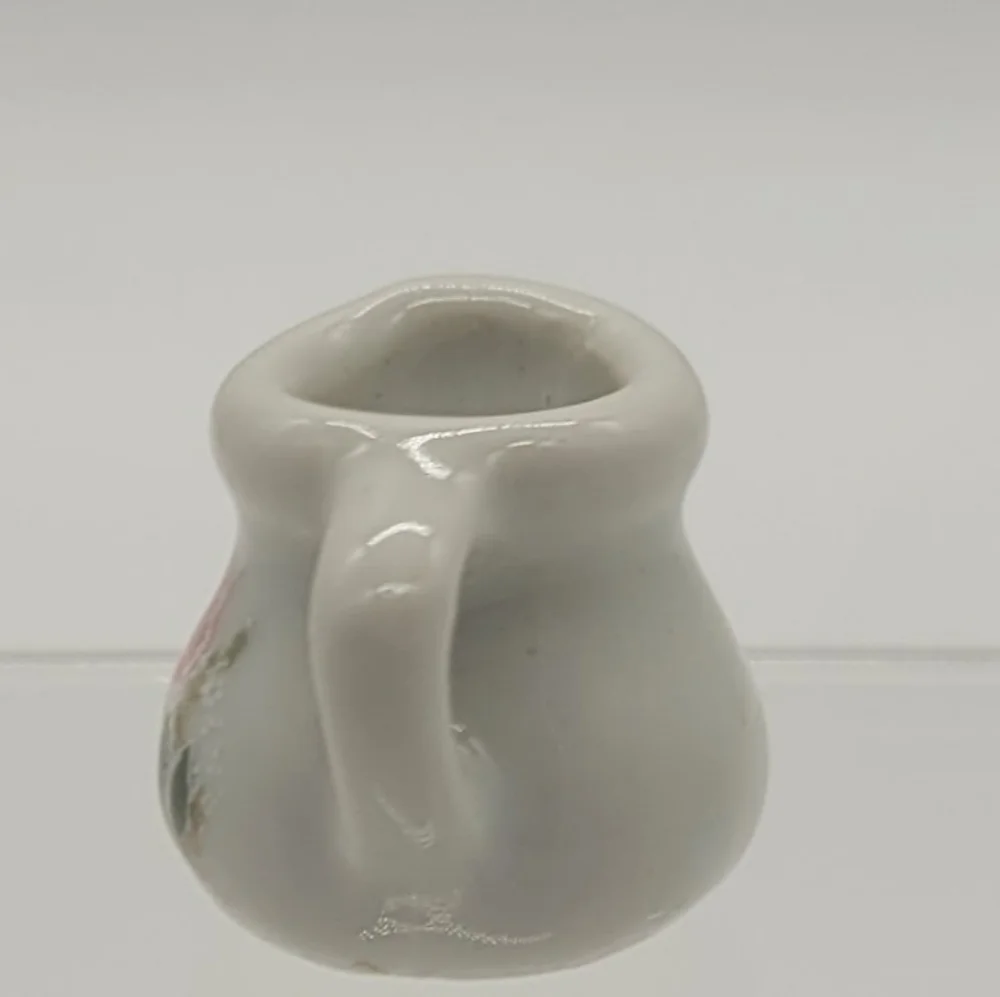 Dollhouse Teapot / Curio Figurine​​​